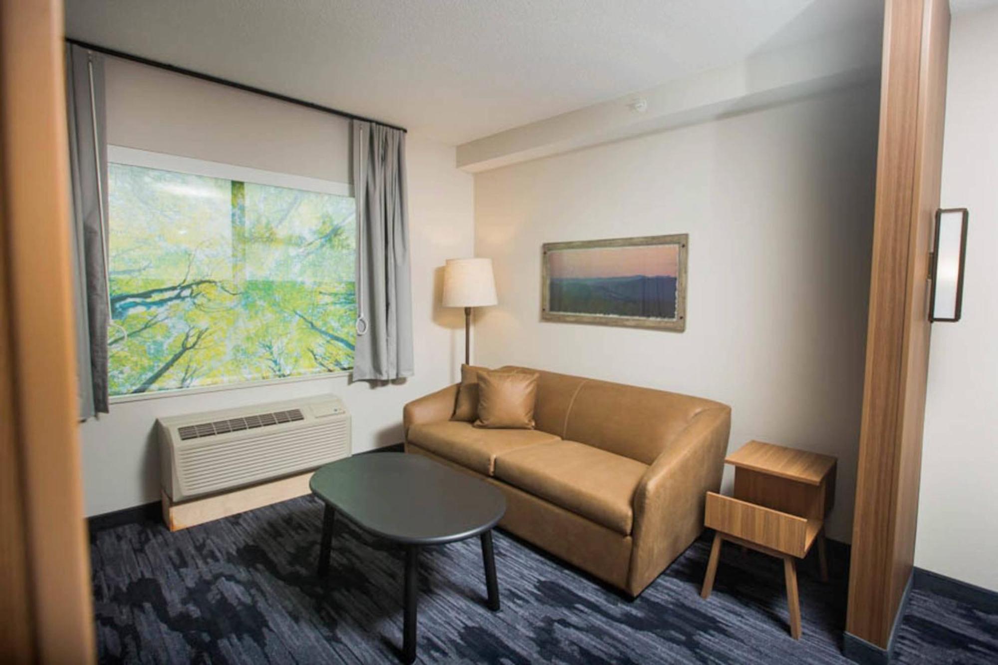 Fairfield Inn & Suites By Marriott Philadelphia Broomall/Newtown Square מראה חיצוני תמונה
