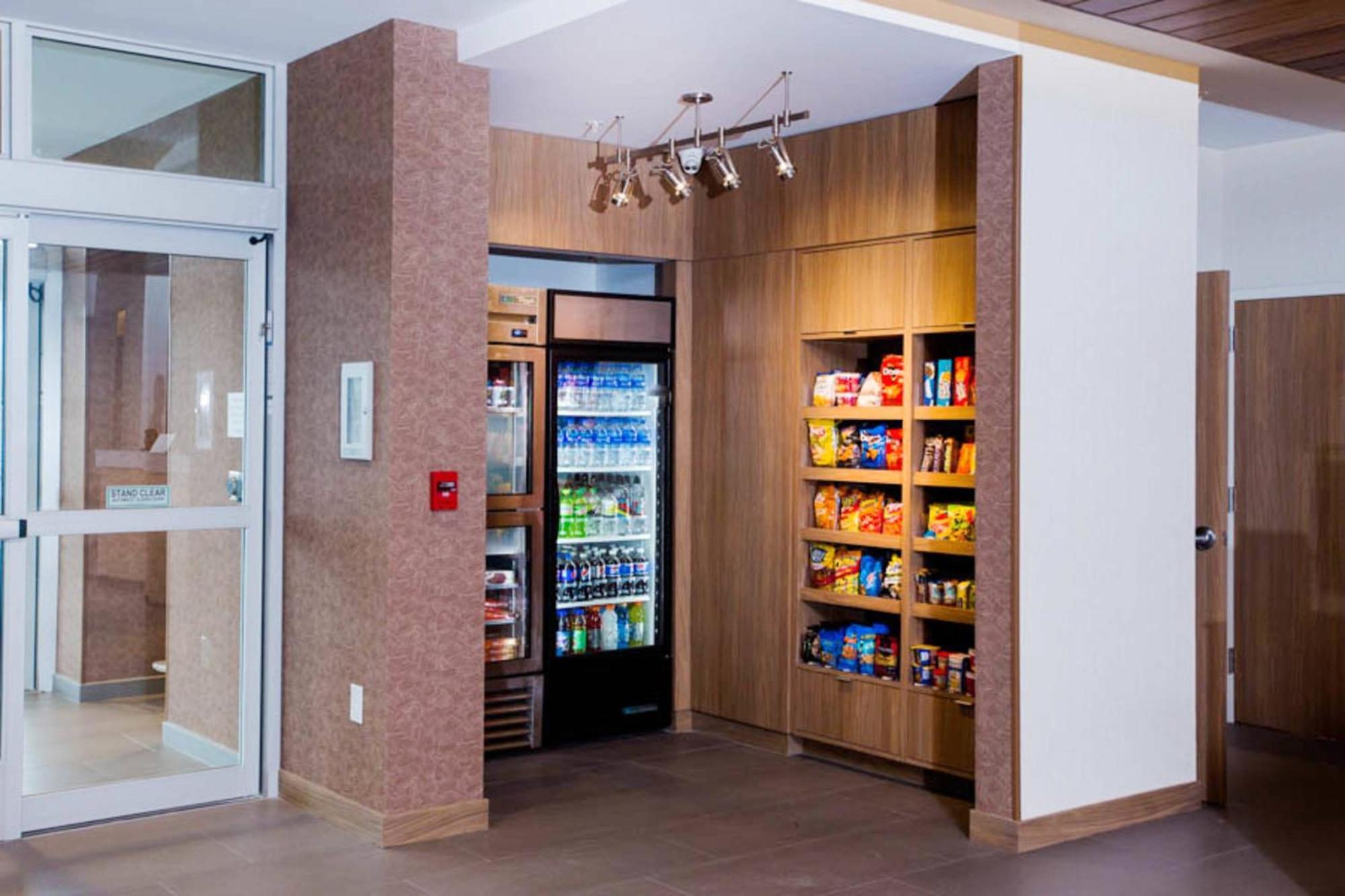Fairfield Inn & Suites By Marriott Philadelphia Broomall/Newtown Square מראה חיצוני תמונה
