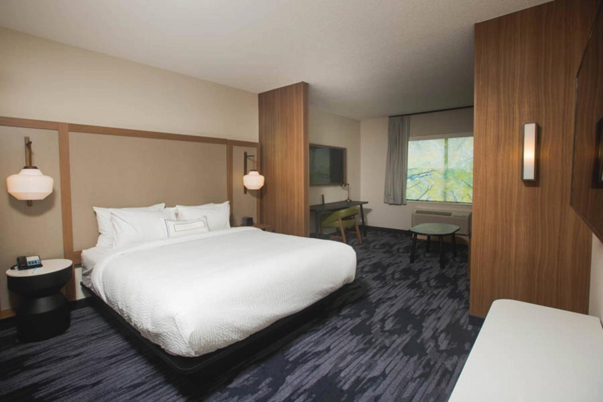 Fairfield Inn & Suites By Marriott Philadelphia Broomall/Newtown Square מראה חיצוני תמונה