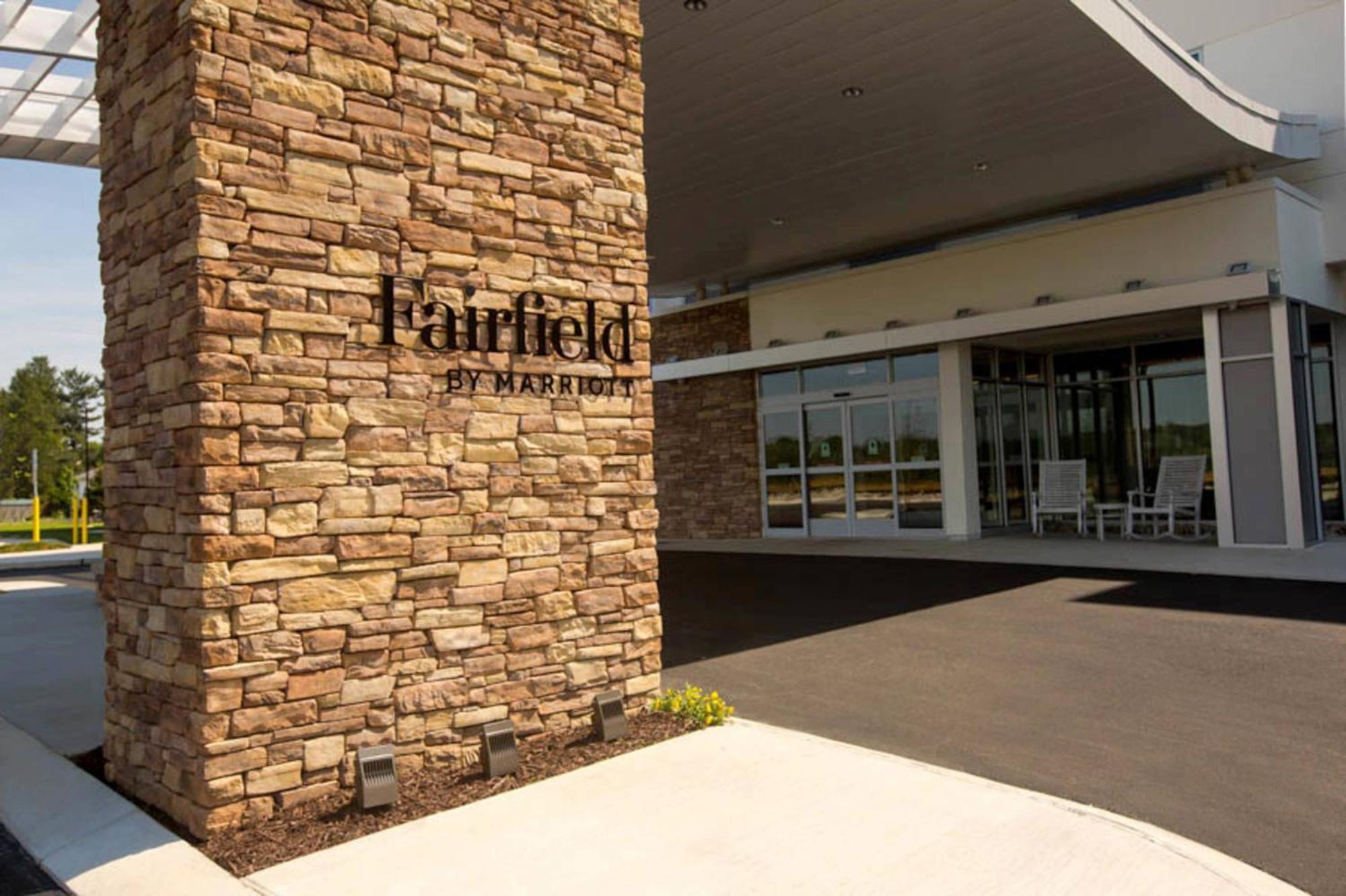 Fairfield Inn & Suites By Marriott Philadelphia Broomall/Newtown Square מראה חיצוני תמונה