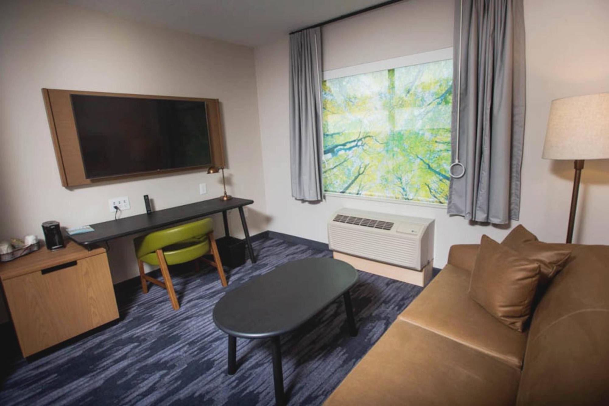 Fairfield Inn & Suites By Marriott Philadelphia Broomall/Newtown Square מראה חיצוני תמונה