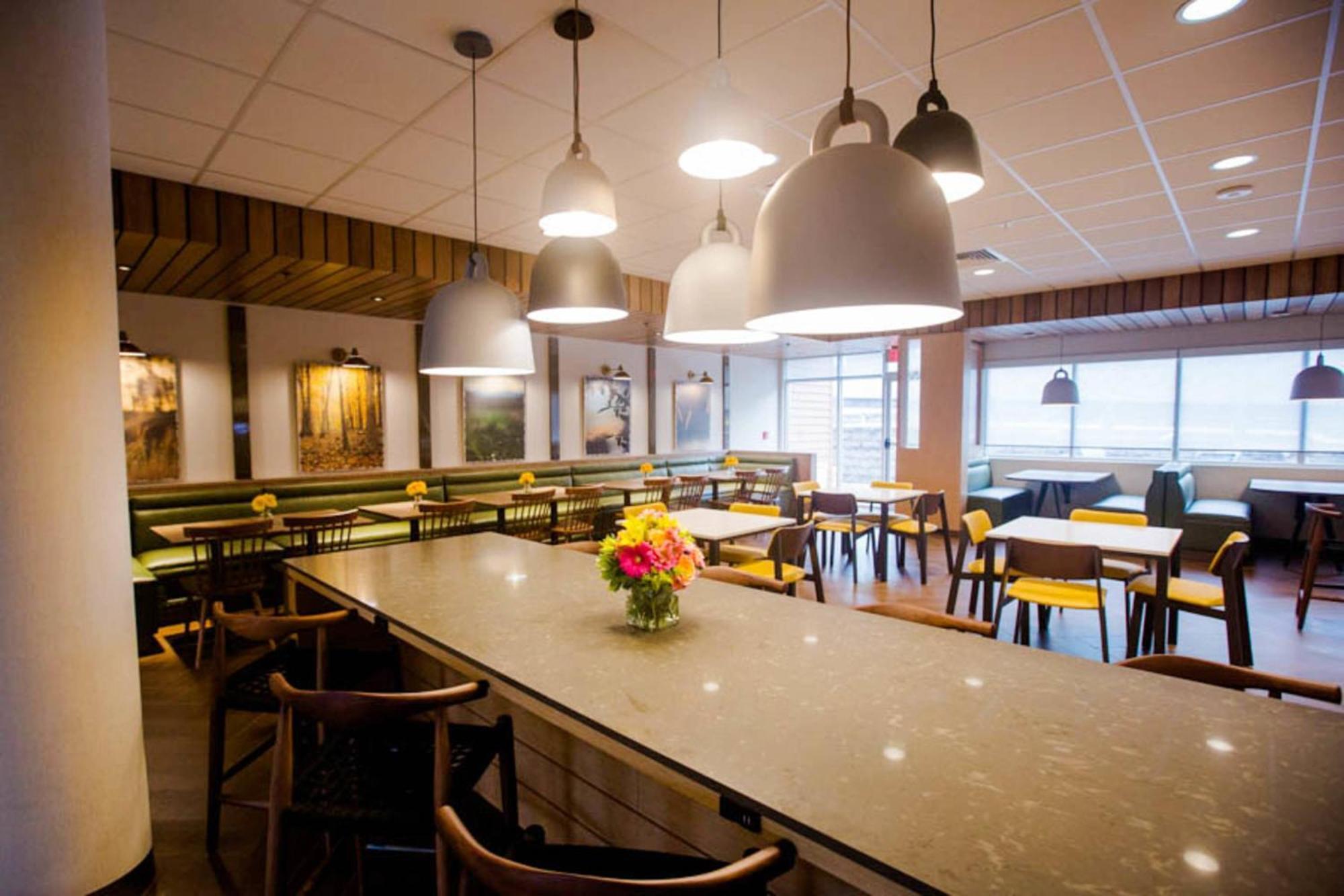Fairfield Inn & Suites By Marriott Philadelphia Broomall/Newtown Square מראה חיצוני תמונה